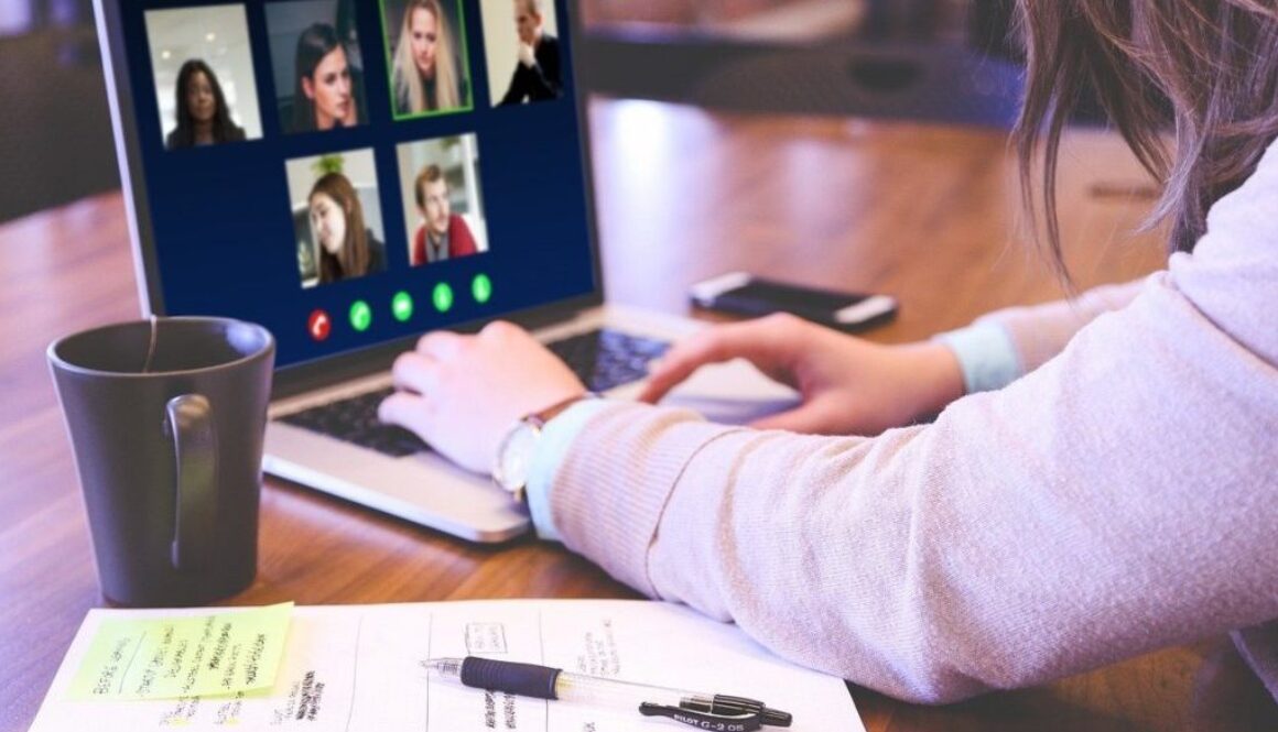 video-conference-5162927_1280-crop-1024x640-1024x585