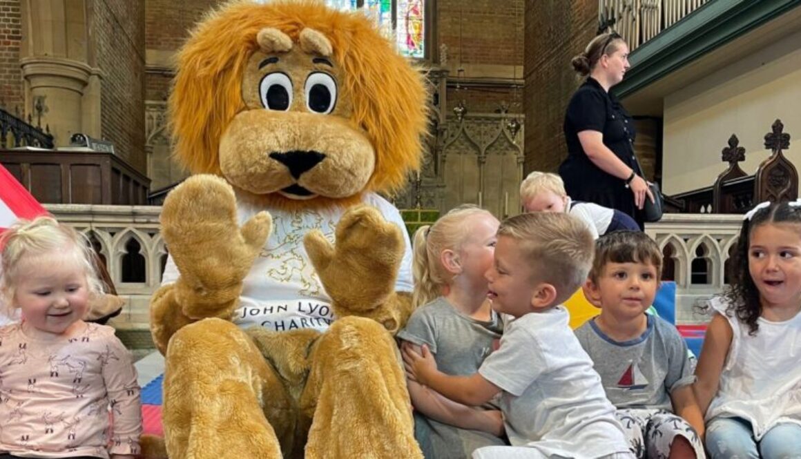 main_image_lion