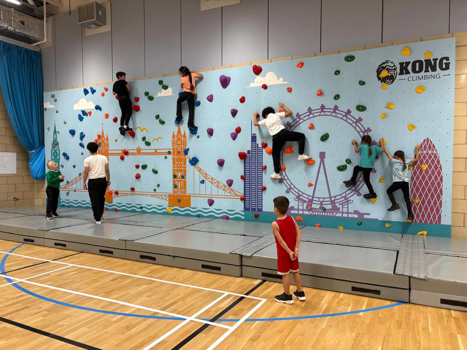 Climbing wall 1